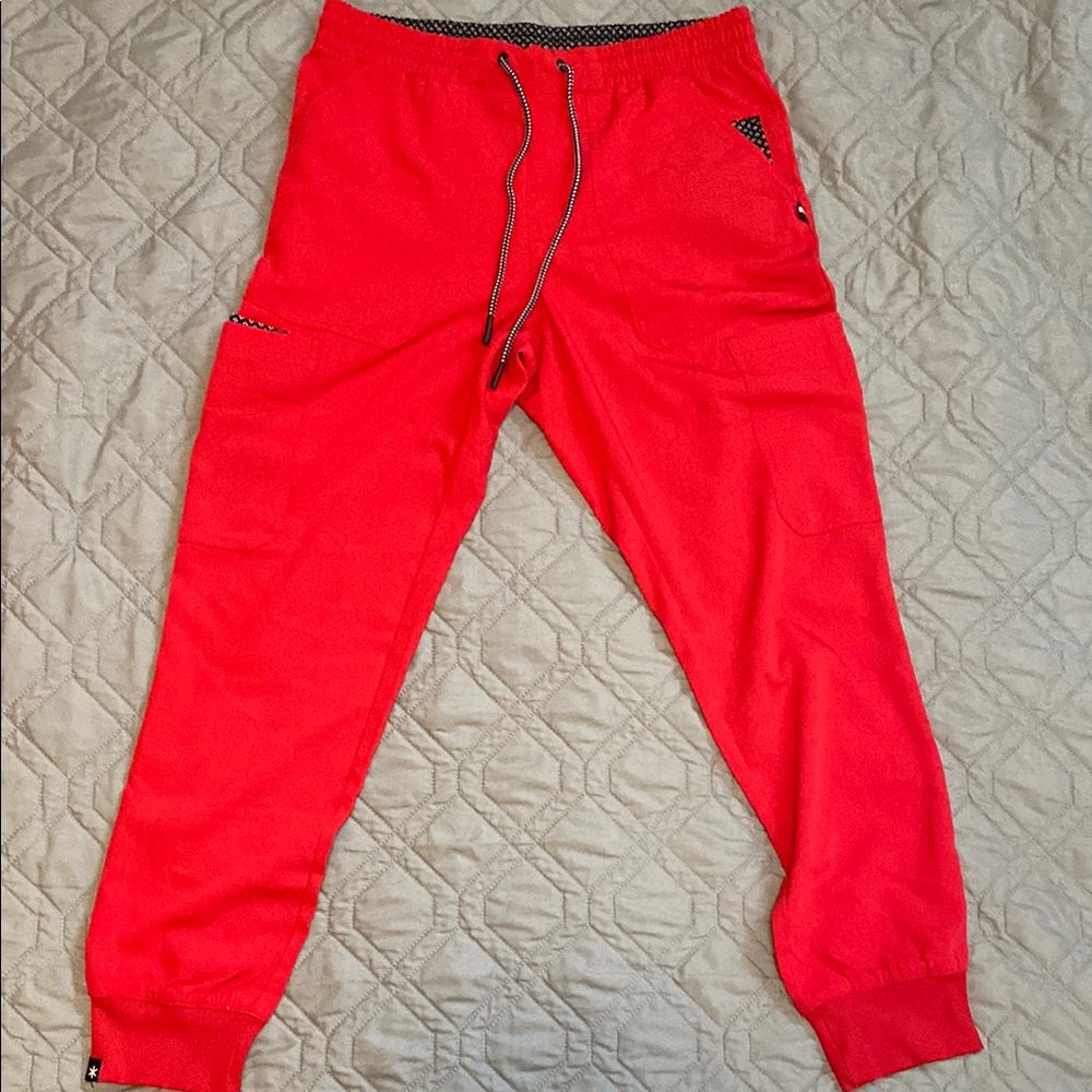 Beyond Scrubs Red Scrub Set - Picture 4 of 6
